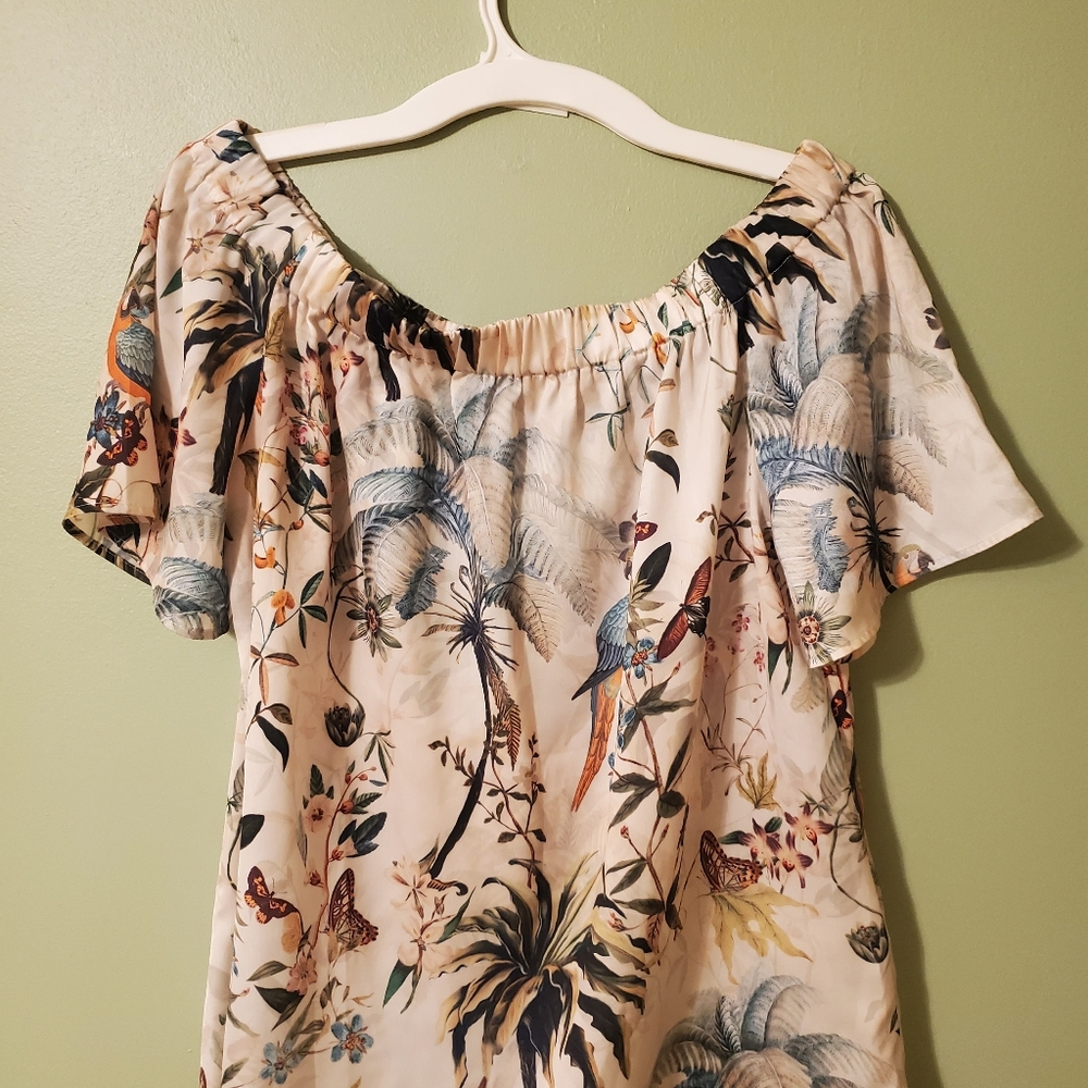Women's blouse